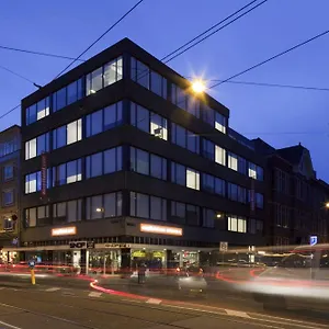 2* Ξενοδοχείο Easyhotel Centre South
